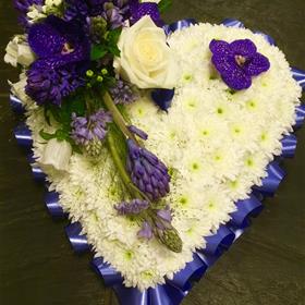 fwthumbfuneral flowers Hayle 2664x3688.jpg
